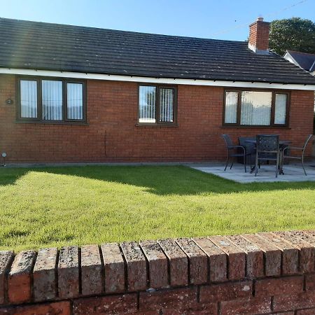 3-Bed Bungalow Near Conwy Valley Close To Castle Colwyn Bay Dış mekan fotoğraf