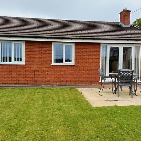 3-Bed Bungalow Near Conwy Valley Close To Castle Colwyn Bay Dış mekan fotoğraf