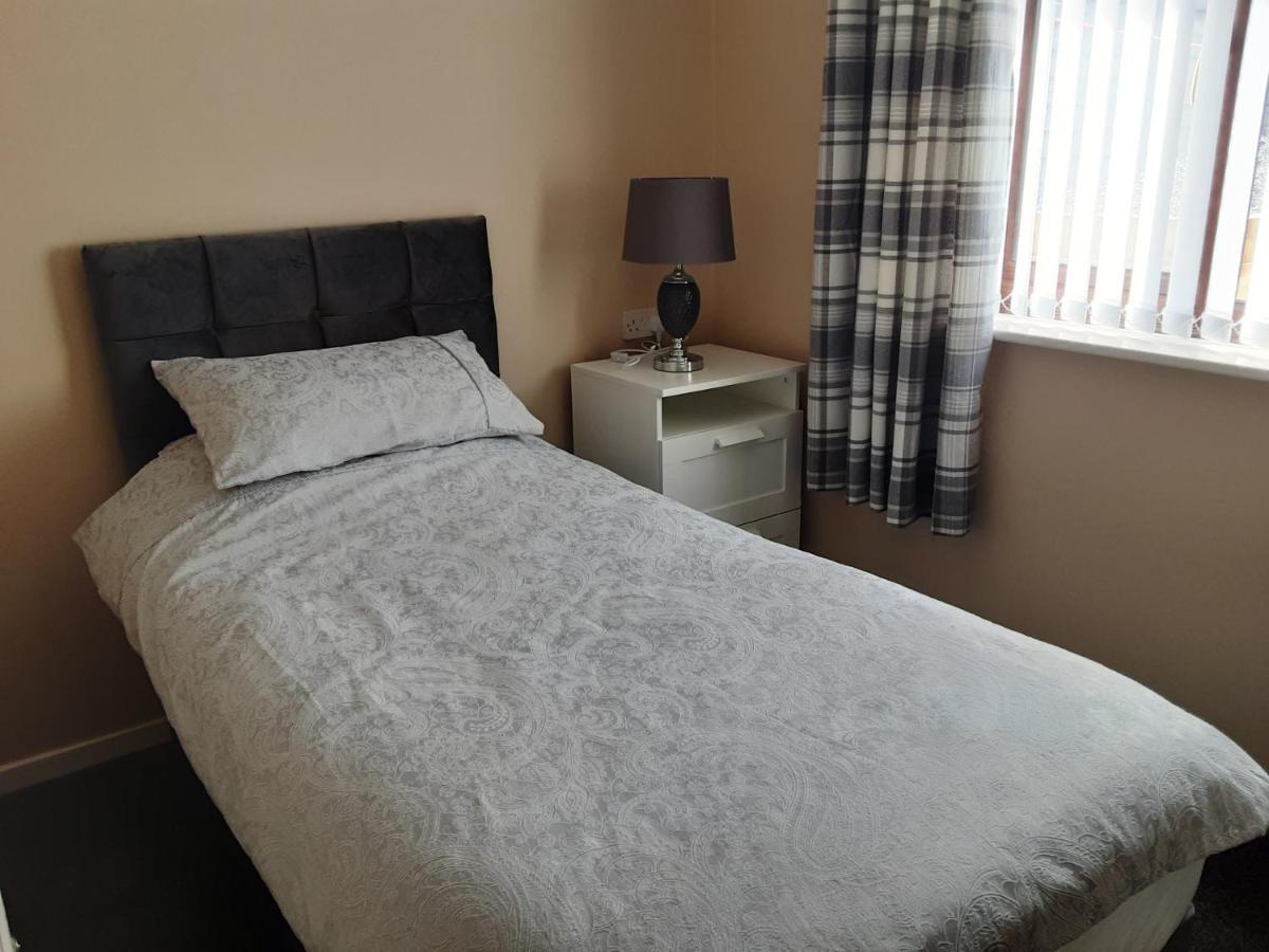 3-Bed Bungalow Near Conwy Valley Close To Castle Colwyn Bay Dış mekan fotoğraf