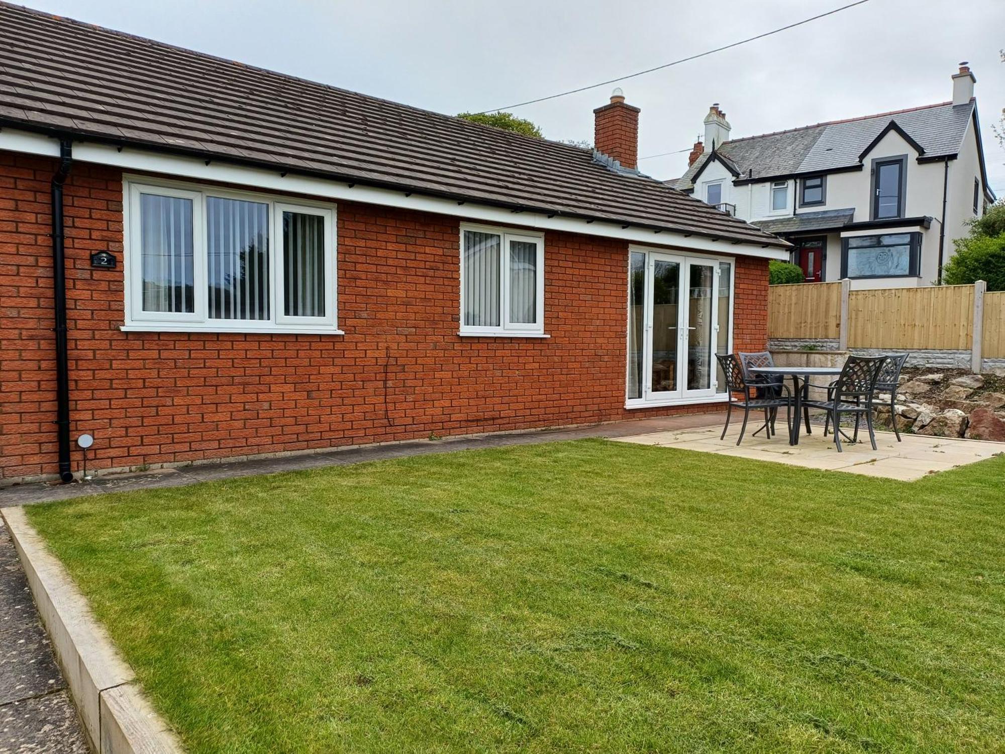 3-Bed Bungalow Near Conwy Valley Close To Castle Colwyn Bay Dış mekan fotoğraf